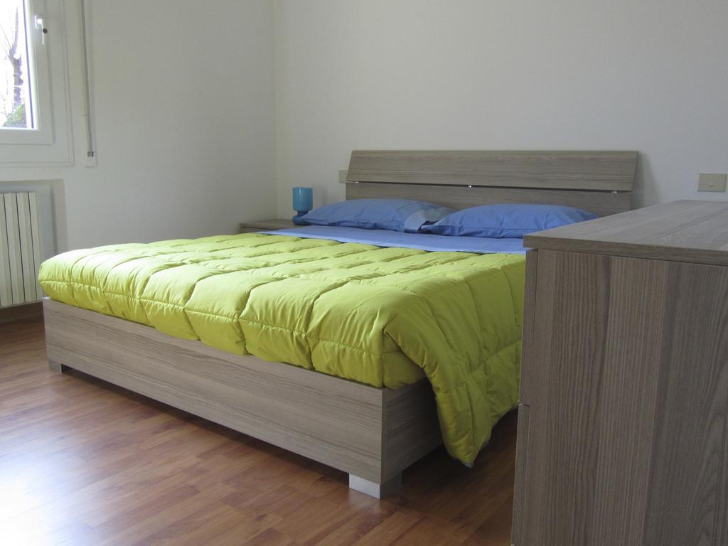 Corner Apartment Болоня Екстериор снимка