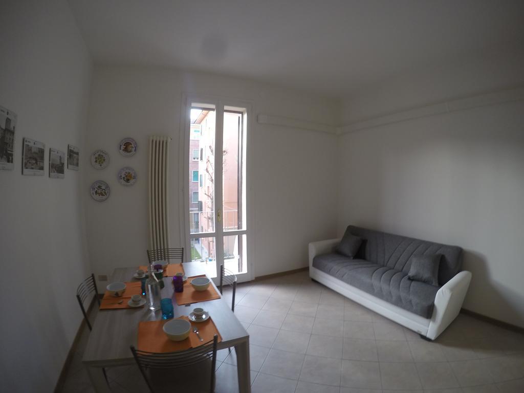 Corner Apartment Болоня Екстериор снимка